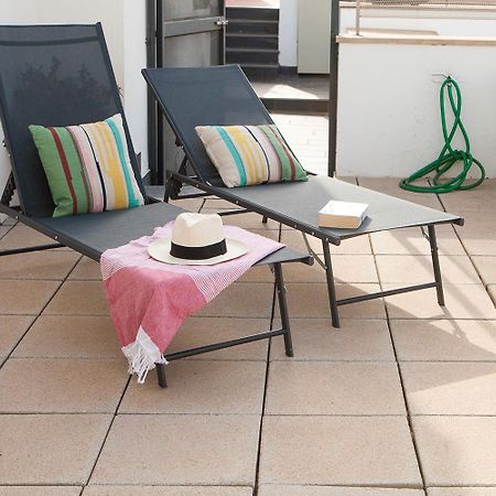 Charming Apartment With Pool And Garage セビリア エクステリア 写真