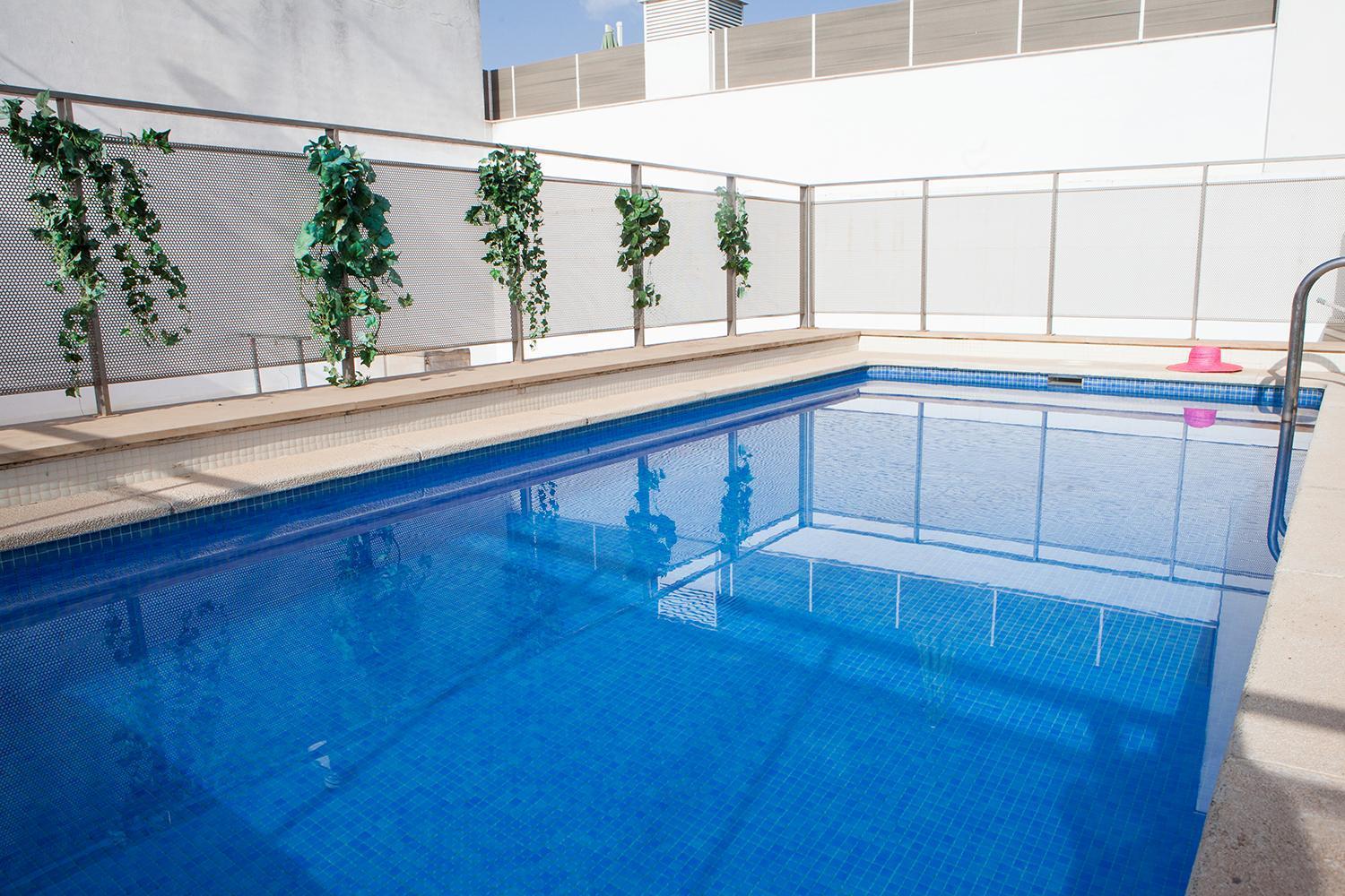 Charming Apartment With Pool And Garage セビリア エクステリア 写真